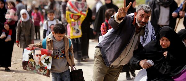 Los civiles abandonan Guta Oriental - Sputnik Mundo