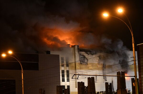 El día de la tragedia que Kémerovo nunca olvidará - Sputnik Mundo