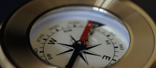 Una brújula, imagen referencial - Sputnik Mundo