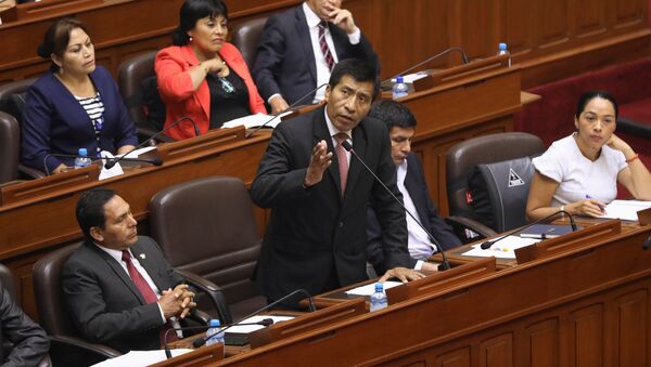 Moisés Mamani, congresista fujimorista - Sputnik Mundo