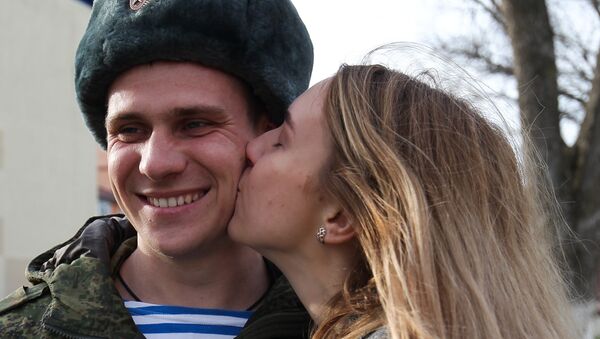 Una pareja rusa - Sputnik Mundo