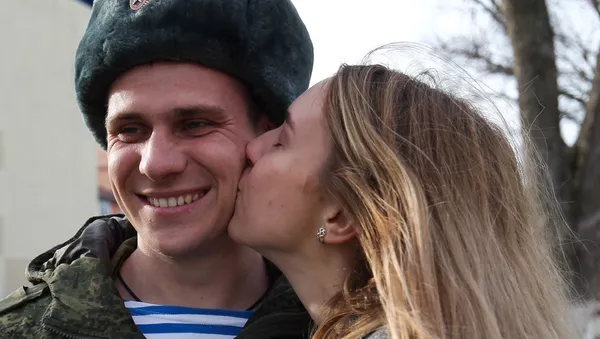 Una pareja rusa - Sputnik Mundo