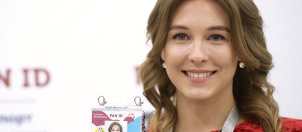 La modelo Maria Panina, la primera hincha a obtener el Fan ID para el Mundial La modelo Maria Panina, la primera hincha a obtener el Fan ID para el Mundial - Sputnik Mundo