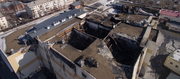 El centro comercial quemado en Kémerovo - Sputnik Mundo