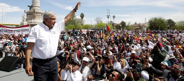 Andrés Manuel López Obrador, candidato de izquierda para las presidenciales en México - Sputnik Mundo