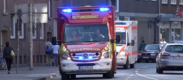 Una ambulancia en el lugar en el que una furgoneta embistió una multitud en Munster el 7 de abril de 2018 Una ambulancia en el lugar en el que una furgoneta embistió una multitud en Munster el 7 de abril de 2018 - Sputnik Mundo