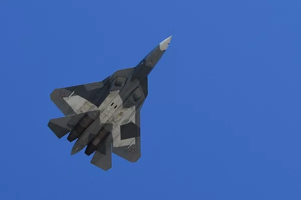 Los Su-57, en todo su esplendor: las Fuerzas Aéreas de Rusia ensayan el desfile del Día de la Victoria Los Su-57, en todo su esplendor: las Fuerzas Aéreas de Rusia ensayan el desfile del Día de la Victoria - Sputnik Mundo