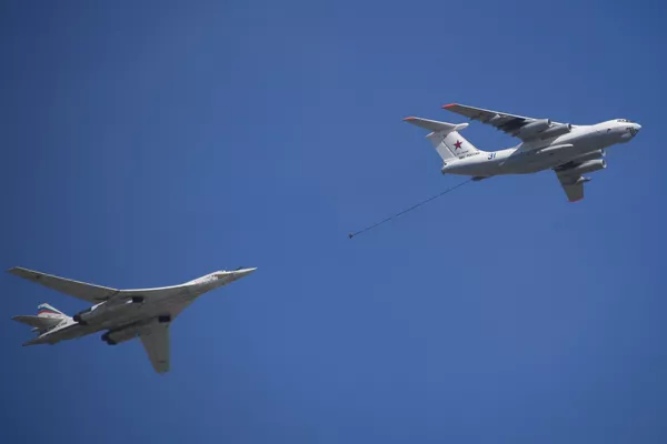 Los Su-57, en todo su esplendor: las Fuerzas Aéreas de Rusia ensayan el desfile del Día de la Victoria Los Su-57, en todo su esplendor: las Fuerzas Aéreas de Rusia ensayan el desfile del Día de la Victoria - Sputnik Mundo
