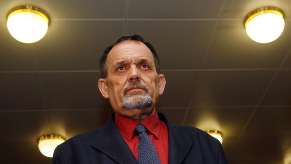 Gerd Honsik, negador austriaco de Holocausto Gerd Honsik, negador austriaco de Holocausto - Sputnik Mundo