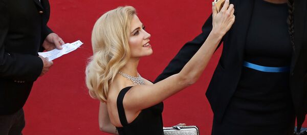 Las mejores 'selfie' del Festival de Cannes, antes de su prohibición - Sputnik Mundo