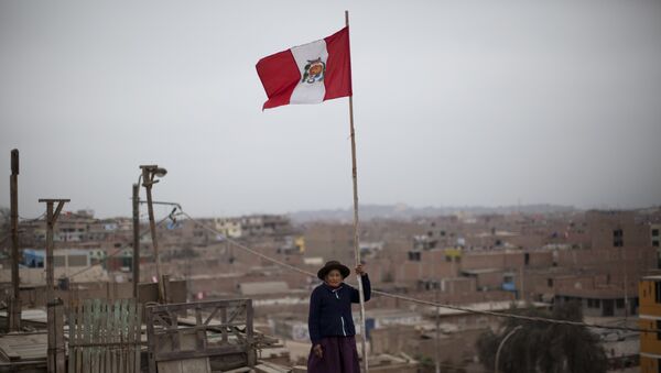 La bandera de Perú - Sputnik Mundo