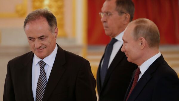 Ramiz Basic, embajador de Montenegro en Rusia, entrega sus credenciales diplomáticas en Moscú, Rusia, el 11 de abril de 2018 Ramiz Basic, embajador de Montenegro en Rusia, entrega sus credenciales diplomáticas en Moscú, Rusia, el 11 de abril de 2018 - Sputnik Mundo