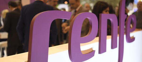 El stand de Renfe durante la Feria Internacional de Turismo (FITUR) en Madrid - Sputnik Mundo