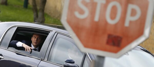 Emmanuel Macron, presidente de Francia - Sputnik Mundo