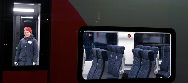 Un tren de los Ferrocarriles Rusos (RZD) - Sputnik Mundo