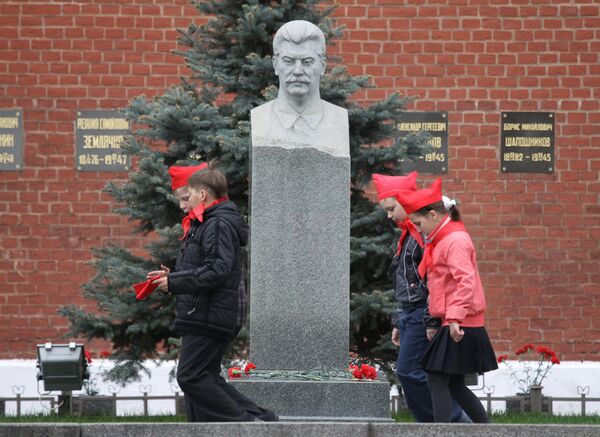 La tumba de Iósif Stalin La tumba de Iósif Stalin - Sputnik Mundo