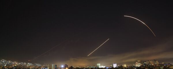 Ataque de misiles contra Damasco (Archivo) - Sputnik Mundo