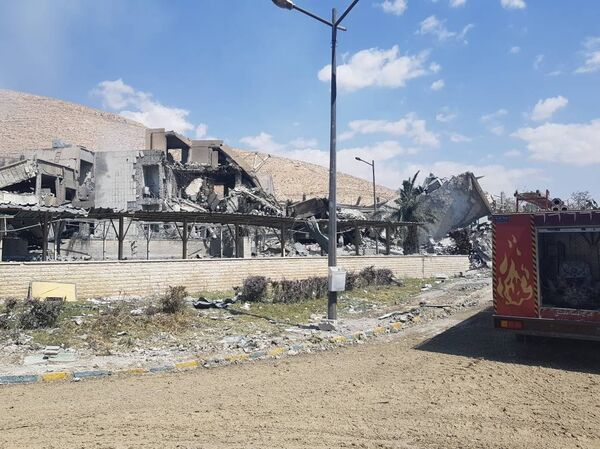 Las ruinas de un edificio en el municipio de Barzeh - Sputnik Mundo