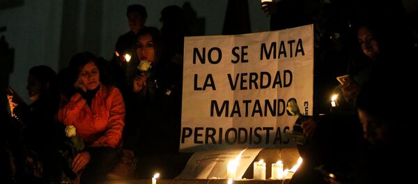 Homenaje a los periodistas asesinados en la frontera entre Ecuador y Colombia Homenaje a los periodistas asesinados en la frontera entre Ecuador y Colombia - Sputnik Mundo