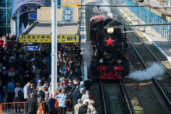 El Tren de la Victoria: Crimea celebra su liberación de los invasores nazis - Sputnik Mundo