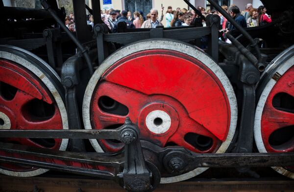El Tren de la Victoria: Crimea celebra su liberación de los invasores nazis - Sputnik Mundo