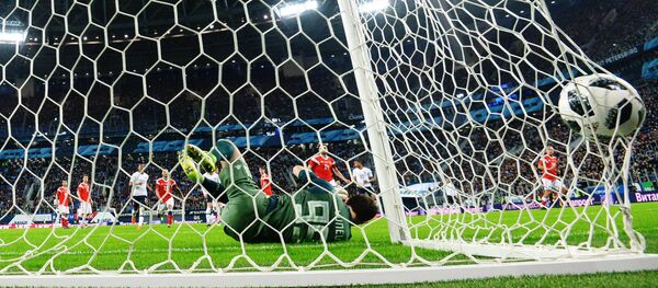 Partido de fútbol (imagen referencial) - Sputnik Mundo