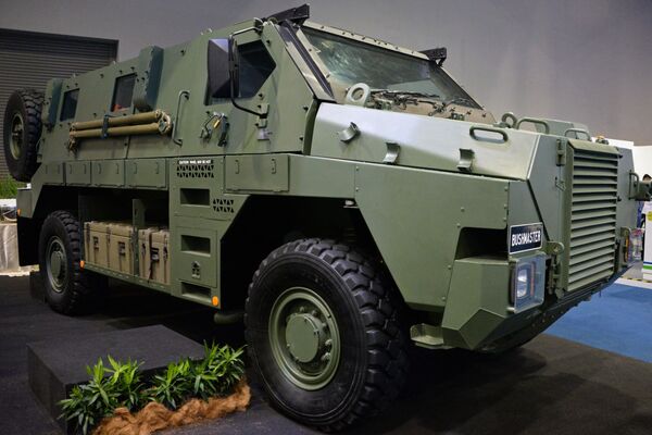 Armas de vanguardia en una de las exposiciones más grandes del mundo - Sputnik Mundo