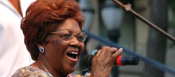 La compositora brasileña Ivone Lara, considerada la gran matriarca de la samba La compositora brasileña Ivone Lara, considerada la gran matriarca de la samba - Sputnik Mundo