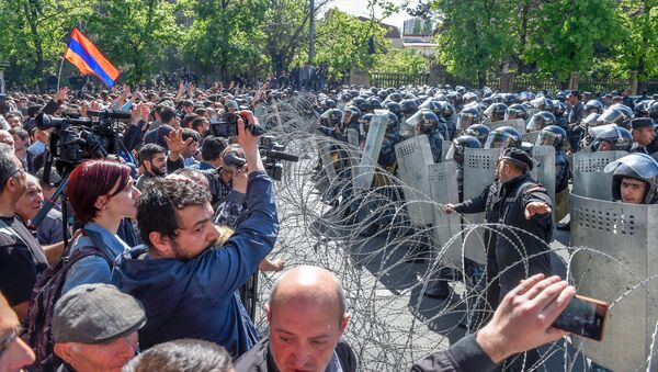 Protestas en Armenia - Sputnik Mundo