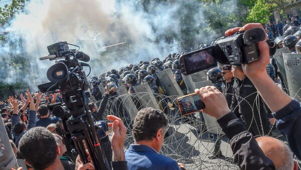 Protestas en Armenia - Sputnik Mundo