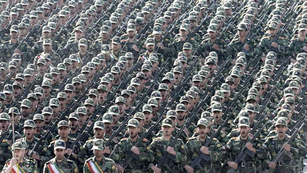 Desfile militar en Irán (archivo) - Sputnik Mundo