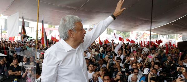 Andrés Manuel López Obrador, aspirante a la presidencia de México Andrés Manuel López Obrador, aspirante a la presidencia de México - Sputnik Mundo