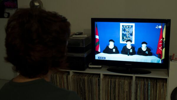 Logo de ETA en la tele (imagen referencial) Logo de ETA en la tele (imagen referencial) - Sputnik Mundo