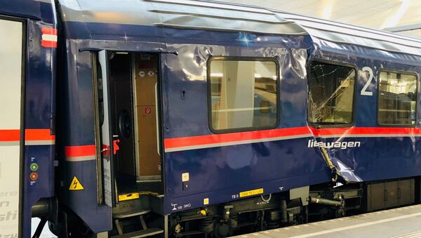 Un choque de trenes en Salzburgo, Austria Un choque de trenes en Salzburgo, Austria - Sputnik Mundo