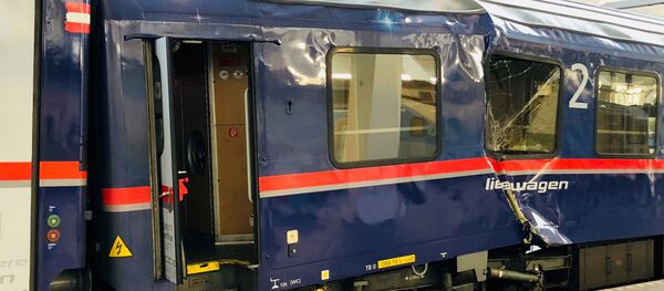 Un choque de trenes en Salzburgo, Austria Un choque de trenes en Salzburgo, Austria - Sputnik Mundo