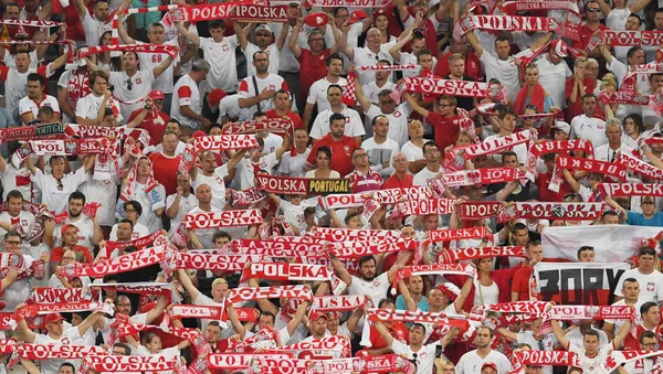 Hinchas polacos (archivo) - Sputnik Mundo