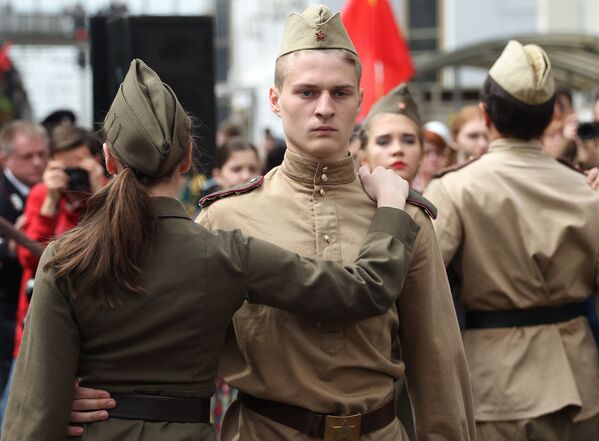 Ataque a Damasco y Miss Rusia 2018: las imágenes más extraordinarias de la semana - Sputnik Mundo