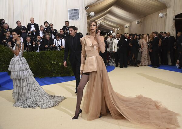 La bella modelo Gigi Hadid cumple años - Sputnik Mundo