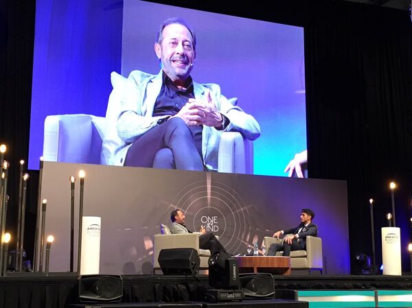El actor argentino Guillermo Francella habla en el America Business Forum, en Punta del Este, Uruguay - Sputnik Mundo