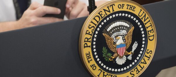 Uso de teléfonos móviles en la Casa Blanca de EEUU Uso de teléfonos móviles en la Casa Blanca de EEUU - Sputnik Mundo