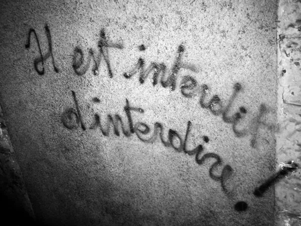 Consigna del Mayo Francés 1968: Interdit d'interdire (Prohibido prohibir) Consigna del Mayo Francés 1968: Interdit d'interdire (Prohibido prohibir) - Sputnik Mundo