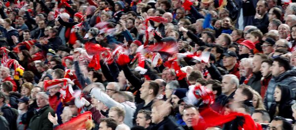 Hinchas de Liverpool - Sputnik Mundo