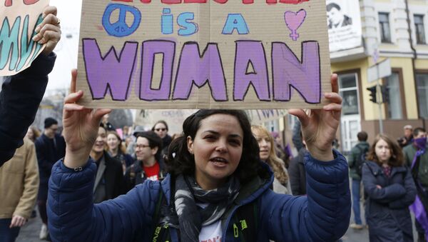 Feministas ucranianas en Kiev (archivo) - Sputnik Mundo