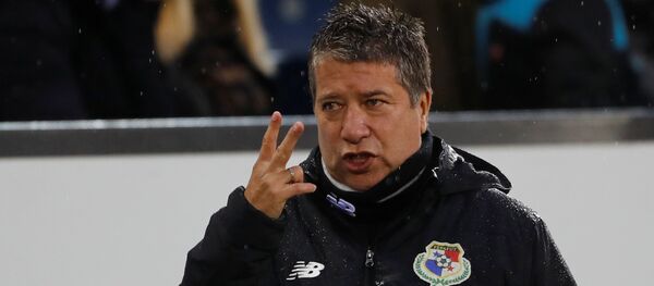 Hernán Darío Gómez, también conocido como 'el Bolillo', un entrenador de fútbol colombiano Hernán Darío Gómez, también conocido como 'el Bolillo', un entrenador de fútbol colombiano - Sputnik Mundo