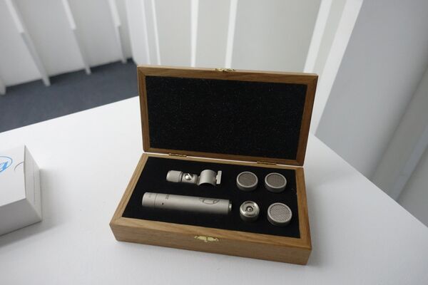 Micrófono de condensador MK-012 de la fábrica Oktava - Sputnik Mundo