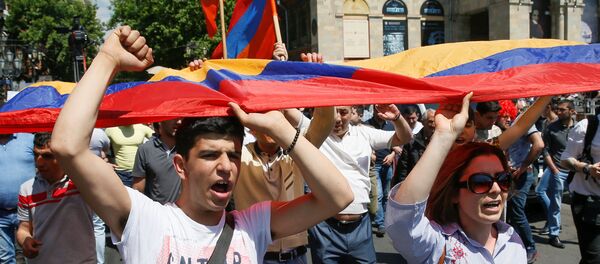Protestas en Armenia - Sputnik Mundo