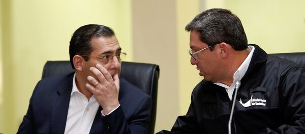 Ministro de Defensa de Ecuador, Patricio Zambrano, y ministro de Interior de Ecuador, César Navas (archivo) Ministro de Defensa de Ecuador, Patricio Zambrano, y ministro de Interior de Ecuador, César Navas (archivo) - Sputnik Mundo