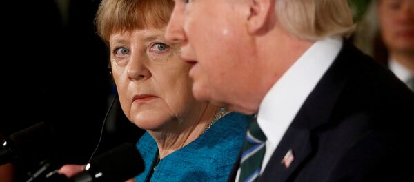 La canciller de Alemania, Angela Merkel, y el presidente de Estados Unidos, Donald Trump, archivo - Sputnik Mundo