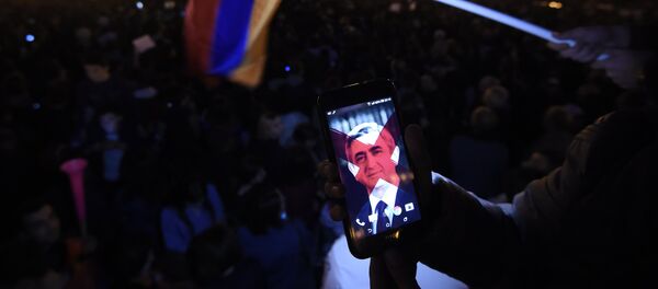 Protestas en Ereván, Armenia - Sputnik Mundo