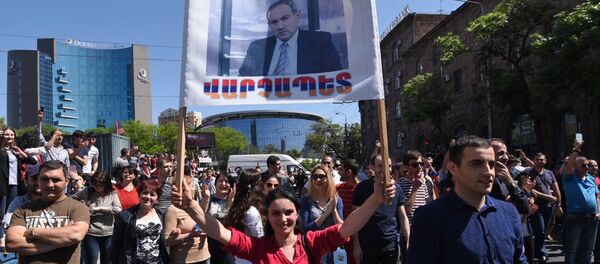 Protestas  en Armenia - Sputnik Mundo